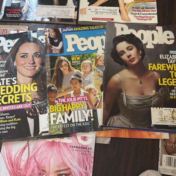 COPY - A lot of 16 magazines for sale, mixtures of glamour, people, allure, etc. - Picture 5 of 7